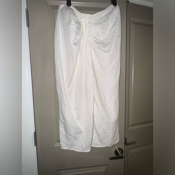 ZARA WOMAN SS22
ECRU LINEN BLEND KNOT-
TED SKIRT - Picture 3 of 5